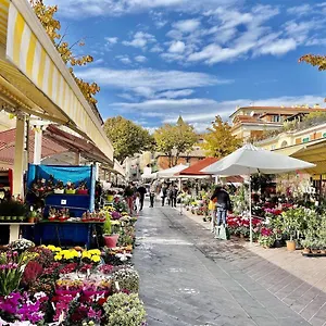 Apartment 2 Pieces Tout Confort Vieux Cours Saleya Proche Commerces Et Mer, Nice